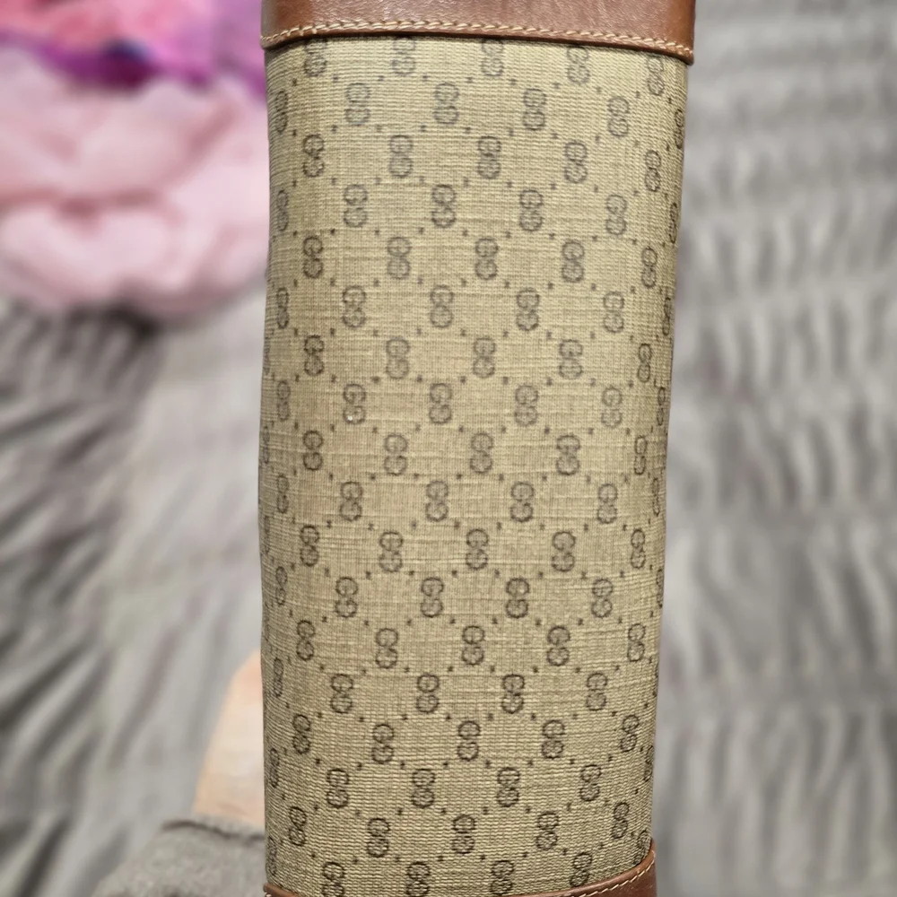 Gucci Authentic Tan and Brown Cosmetic Bag - Picture 3 of 8